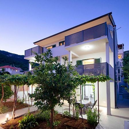 Apartmani Dule Komiza Bagian luar foto